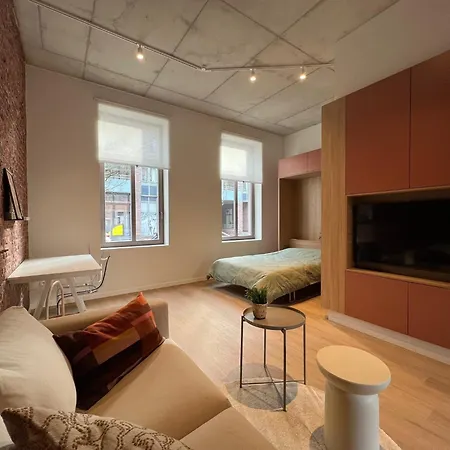 Apartment Modern In With Parking *